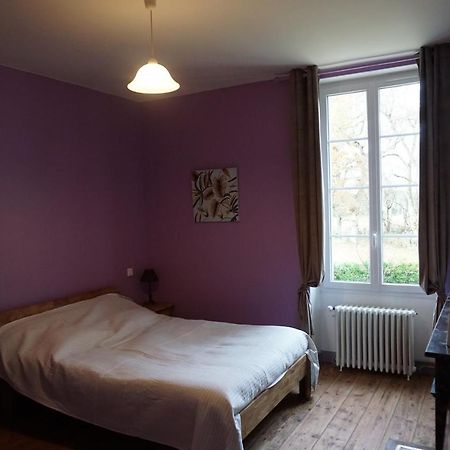 Chez Savary Varzay Ngoại thất bức ảnh